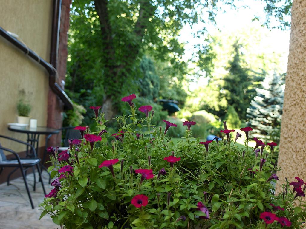 Slowicza Hotel Varsóvia Exterior foto